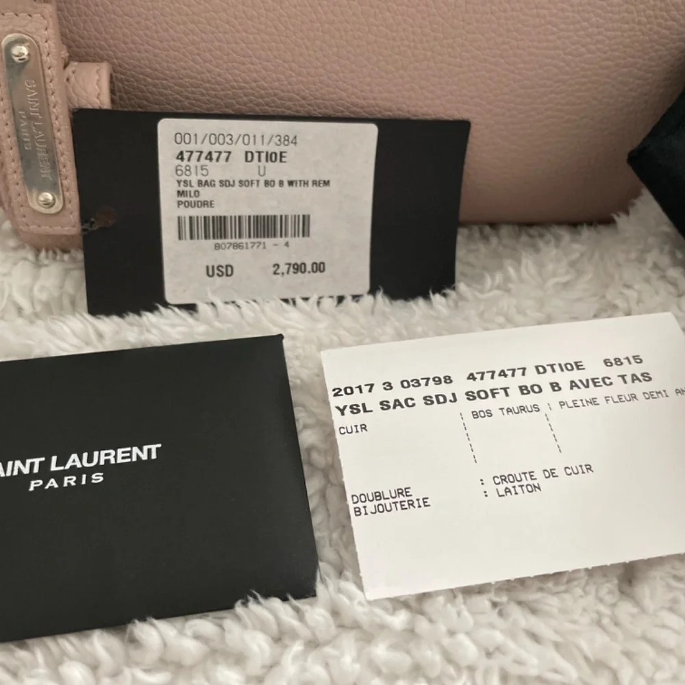 Saint Laurent Sac De Jour in Grained Leather (Baby) in color Poudre (soft mauve) - Picture 2 of 15